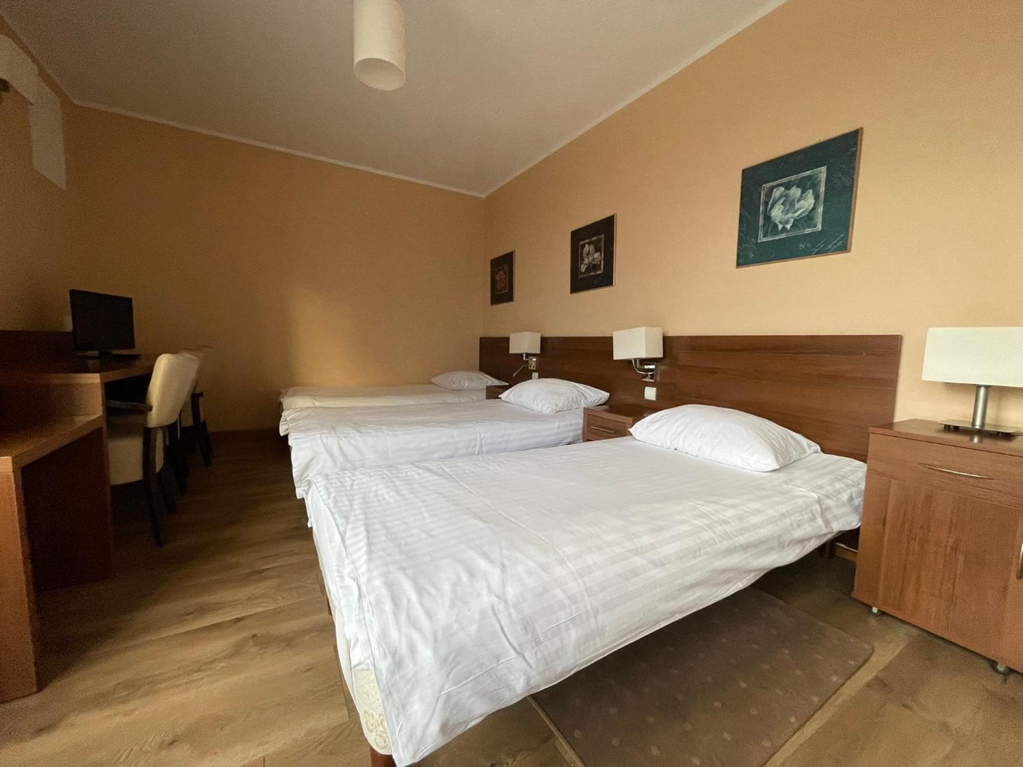 Pieprzyk Hotel *